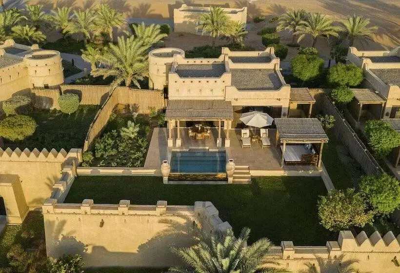 プール付き１ベッドルームヴィラ, Anantara Qasr Al Sarab Desert Resort