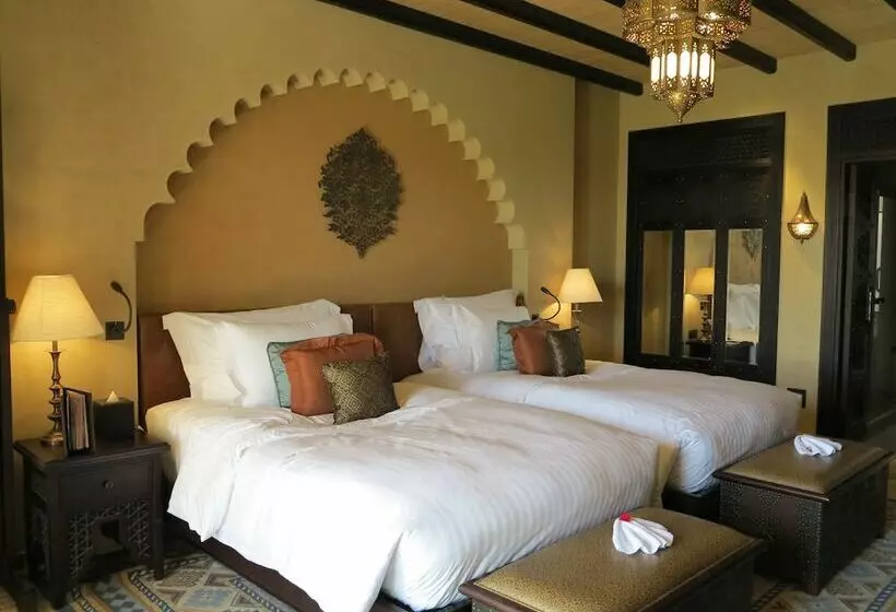 バルコニー付きデラックスルーム, Anantara Qasr Al Sarab Desert Resort