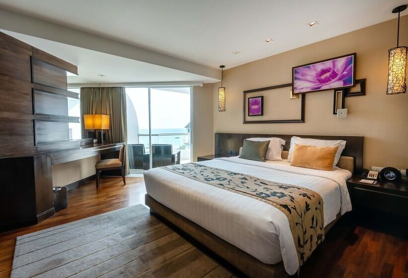 디럭스 룸 바다 전망, Aone Pattaya Beach Resort