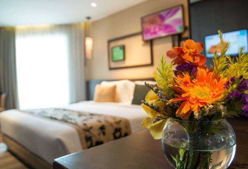 디럭스 룸, Aone Pattaya Beach Resort