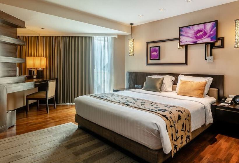 اتاق لوکس, Aone Pattaya Beach Resort