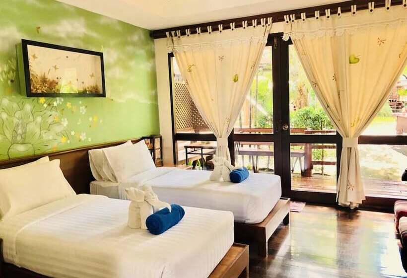 디럭스 룸, Baan Duangkaew Resort