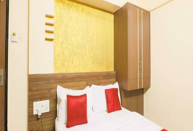 Quarto deluxe, J K Regency