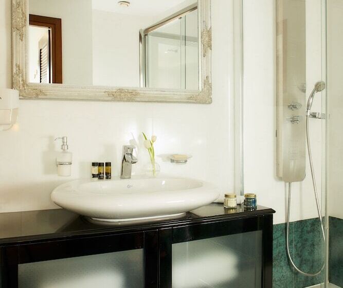 סוויטה דלוקס, Dioni Boutique