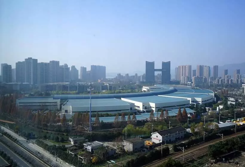 ２ダブルベッドのスタンダードルーム, Four Points By Sheraton Hangzhou, Binjiang