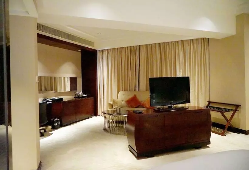 ２ダブルベッドのスタンダードルーム, Four Points By Sheraton Hangzhou, Binjiang