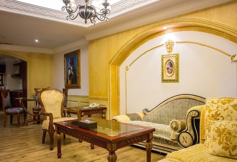 带2个卧室的套房, Four Seasons Place Pattaya