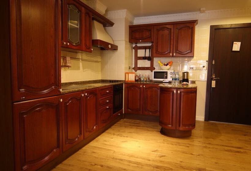 带2个卧室的套房, Four Seasons Place Pattaya