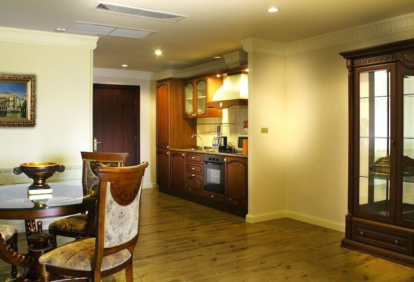 家庭套房, Four Seasons Place Pattaya