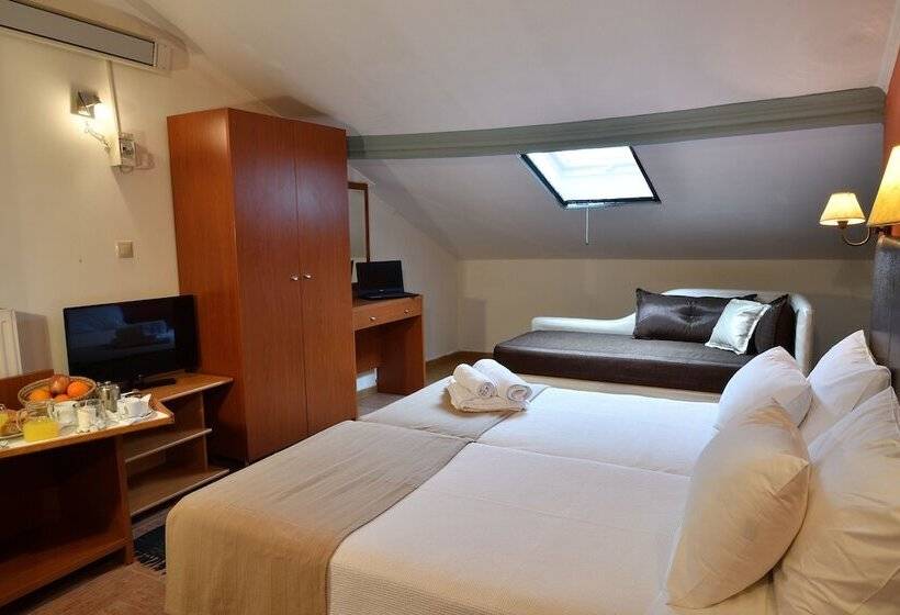 شقة غرفتين, Four Seasons