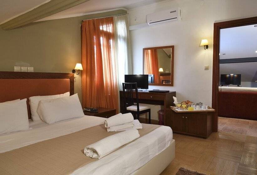 شقة غرفتين, Four Seasons