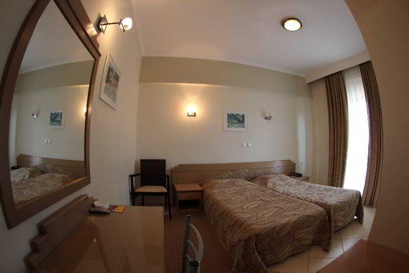 غرفة قياسية, Four Seasons