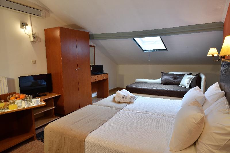 شقة غرفتين, Four Seasons