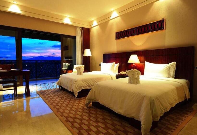 キングサイズベッドのスタンダードルーム, Grand Metropark Villa Resort Sanya Yalong Bay