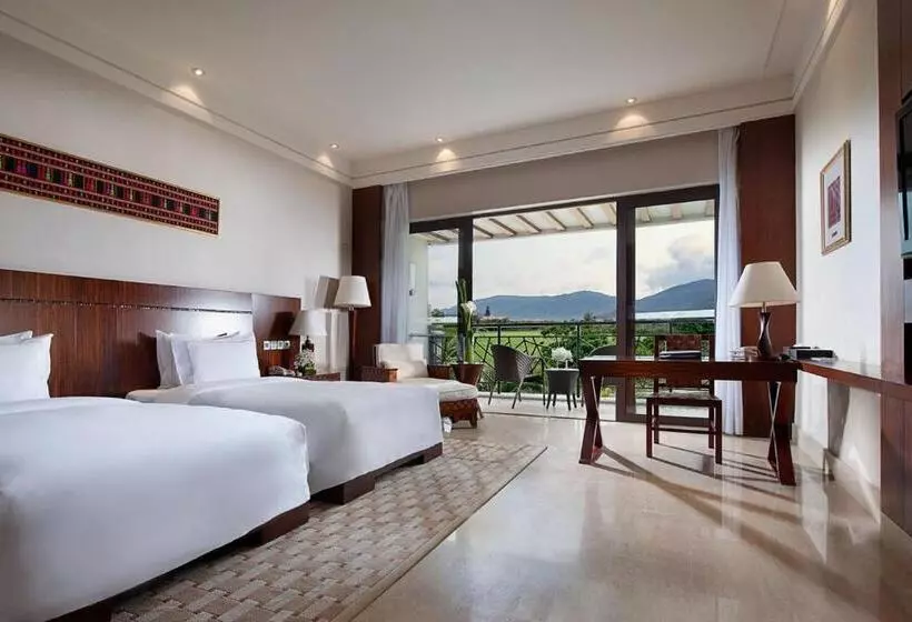 Standard-huone King-vuode, Grand Metropark Villa Resort Sanya Yalong Bay