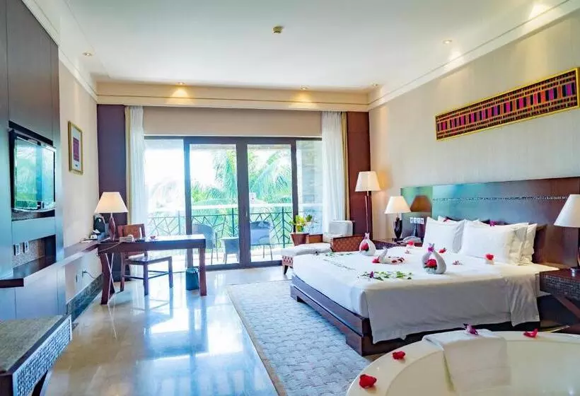 Deluxe-huone Puutarhanäkymä, Grand Metropark Villa Resort Sanya Yalong Bay
