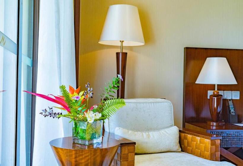 חדר דלוקס נוף לגינה, Grand Metropark Villa Resort Sanya Yalong Bay