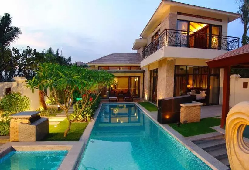 Duplex-villa 2 Makuuhuonetta, Grand Metropark Villa Resort Sanya Yalong Bay