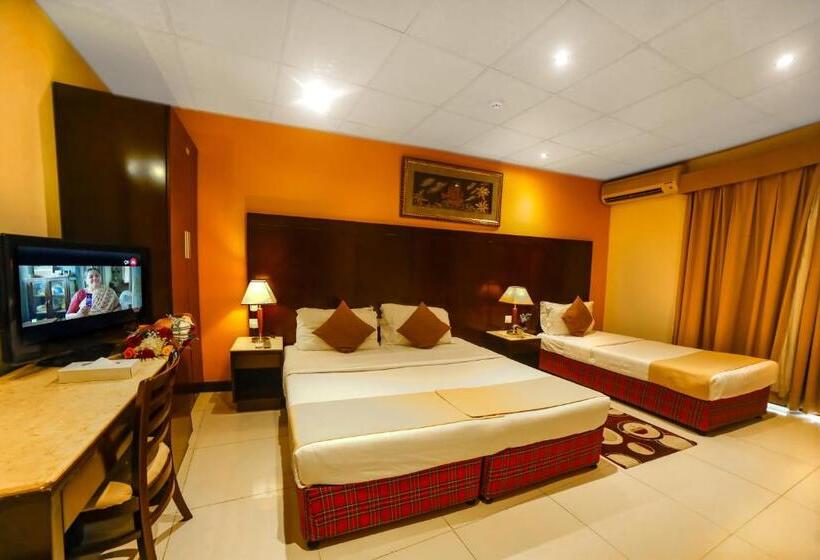 Номер Стандарт Трехместный, Hyde Park