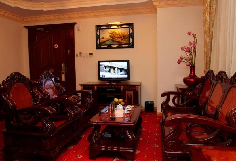 سوییت اجرایی, New Pacific