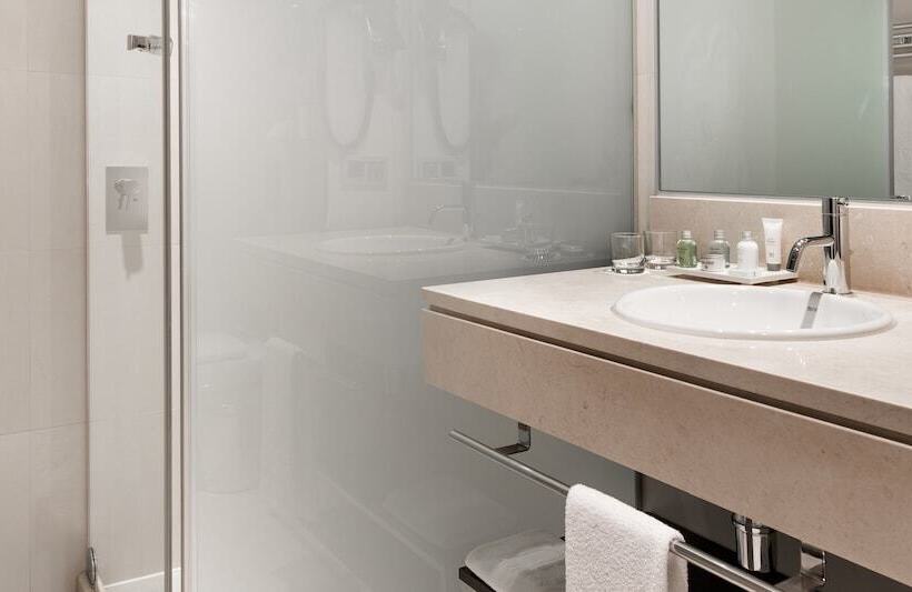 اتاق استاندارد, NH Madrid Ribera Del Manzanares