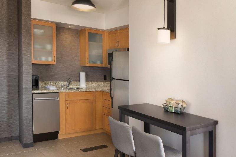 Студио Стандарт Кровать Кинг, Residence Inn By Marriott Sacramento Downtown At Capitol Park