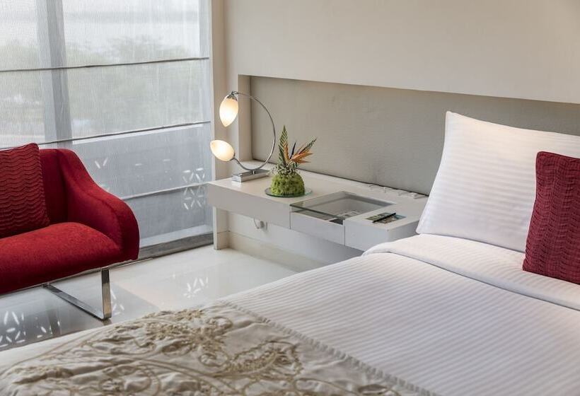 Номер Deluxe, The Park Hyderabad, Banjara Hills Near Hussain Sagar Lake