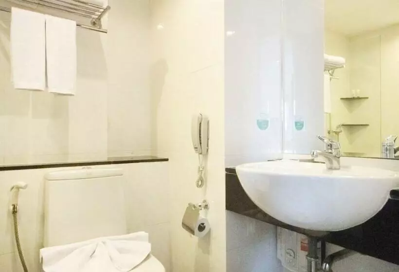 デラックスルーム, The Patra Hotel   Rama 9