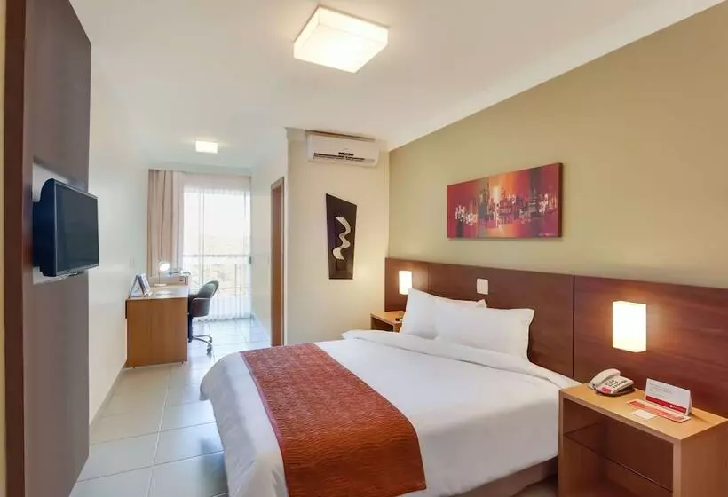 スーペリアールーム, Ramada Hotel & Suites Lagoa Santa By Wyndham