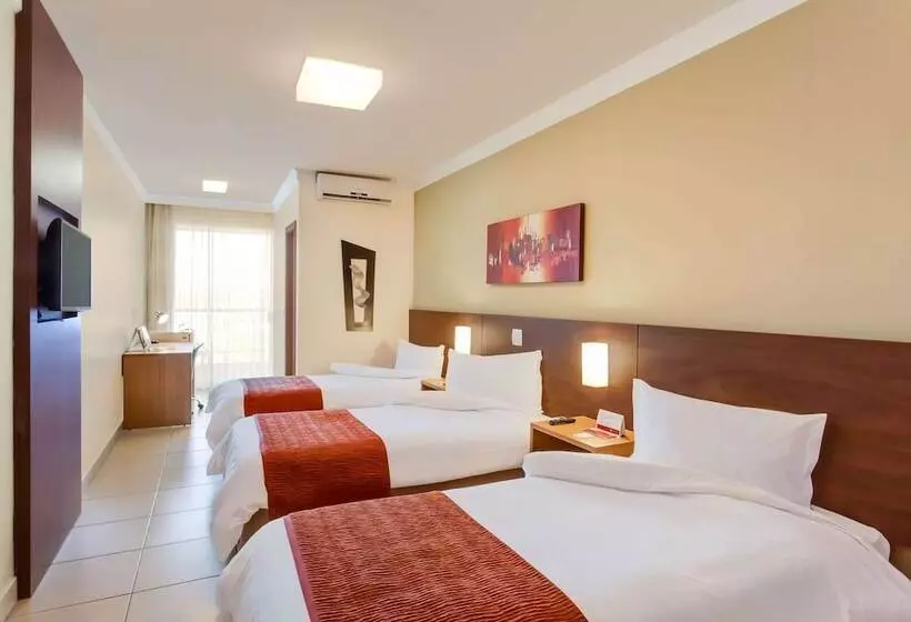 スーペリアトリプルルーム, Ramada Hotel & Suites Lagoa Santa By Wyndham