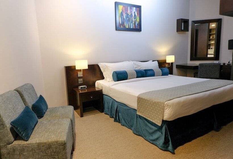 استودیوی سوپریور, Signature Hotel Apartments And Spa