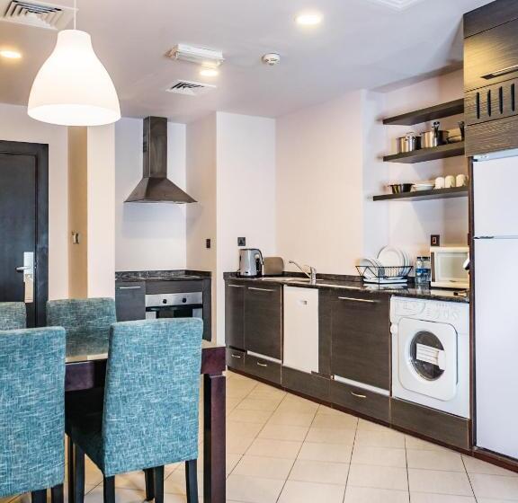 2 Bedroom Apartment with Views, Signature Hotel Apartments And Spa