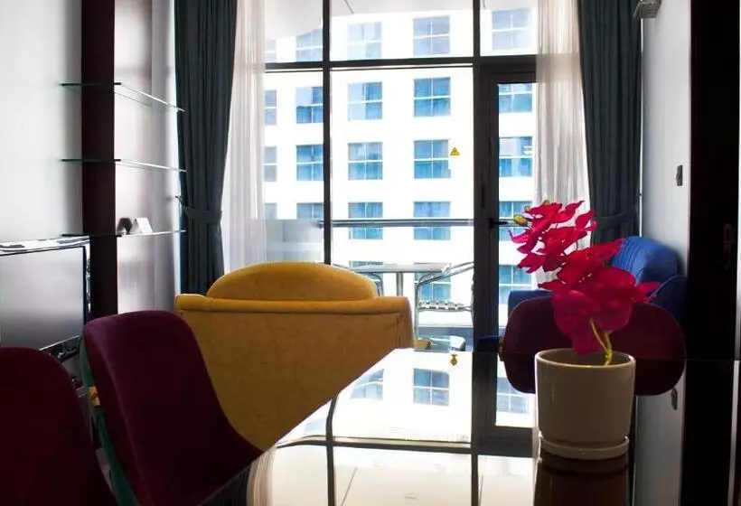 1 Bedroom Deluxe Apartment