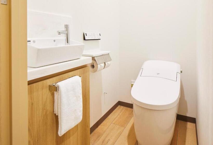 غرفة ديلوكس ثلاثية, Art Hotel Osaka Bay Tower