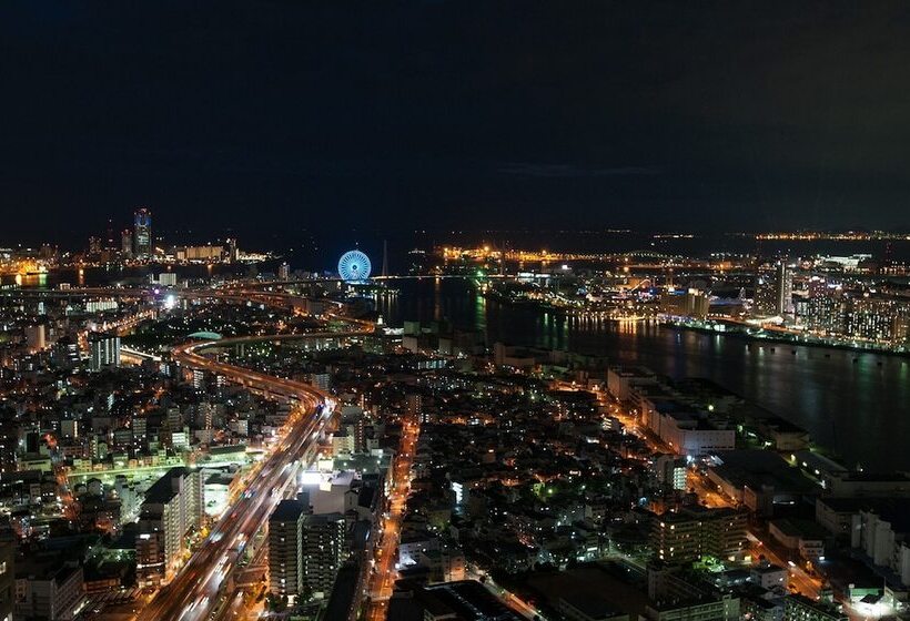 Номер Superior, Art Hotel Osaka Bay Tower