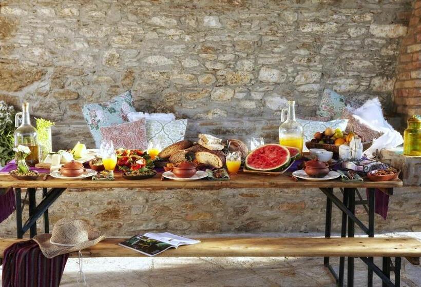 一居室别墅, Gullu Konaklari