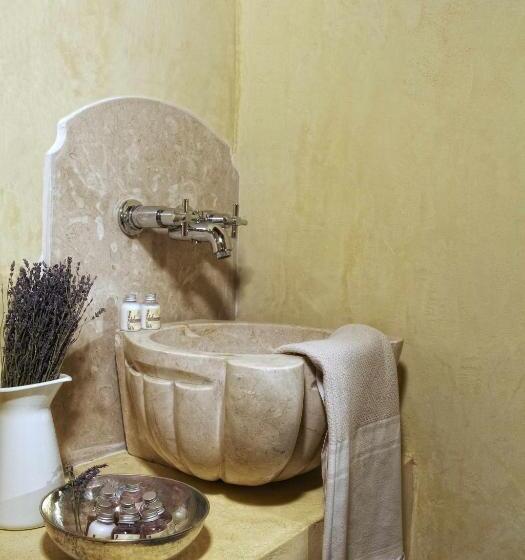 一居室别墅, Gullu Konaklari