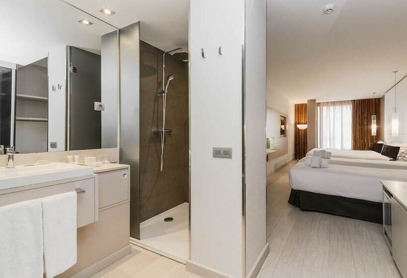 اتاق استاندارد چهار تخته, Grums Hotel & Spa