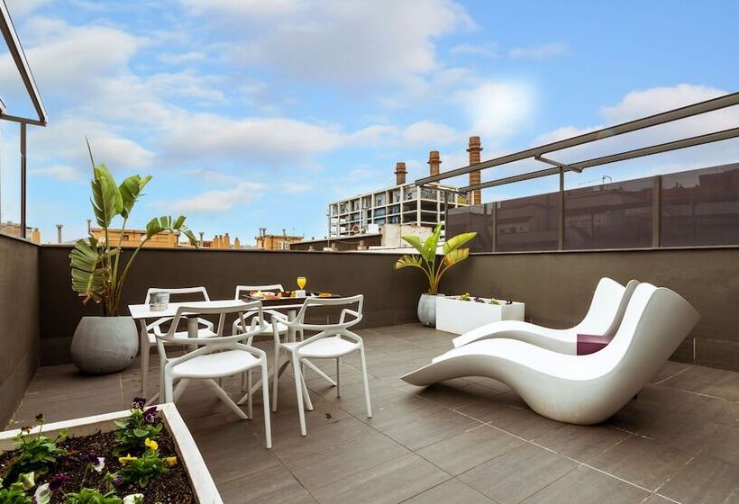 اتاق اجرایی, Grums Hotel & Spa