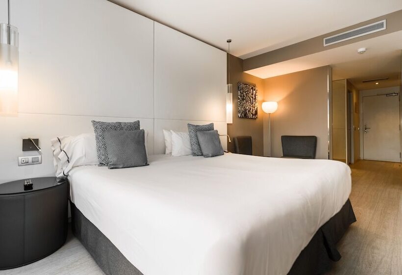 اتاق اجرایی, Grums Hotel & Spa