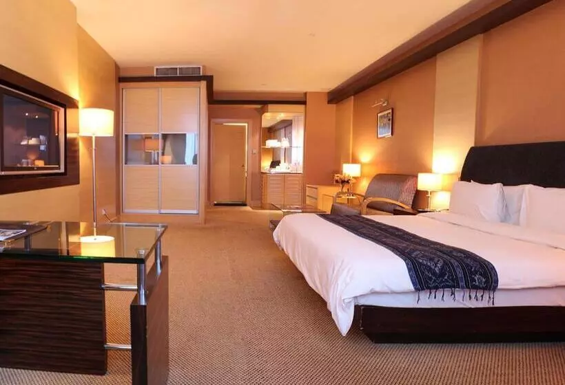 キングサイズベッドのエクゼクティブルーム, Imperial Hotel Miri