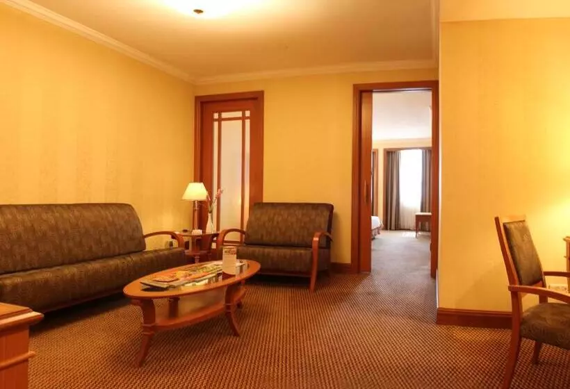 スイート, Imperial Hotel Miri