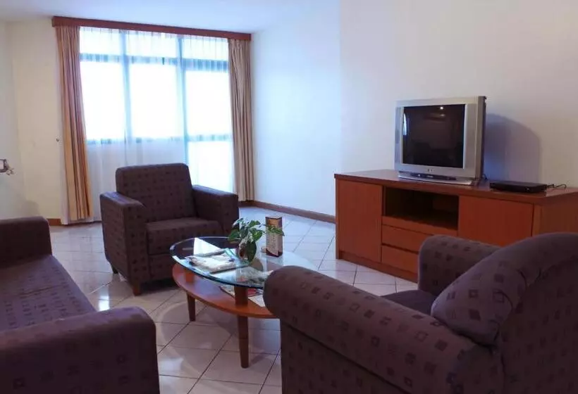 ３ベッドルームアパートメント, Imperial Hotel Miri