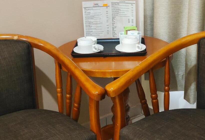 غرفة قياسية, Megah D Aru