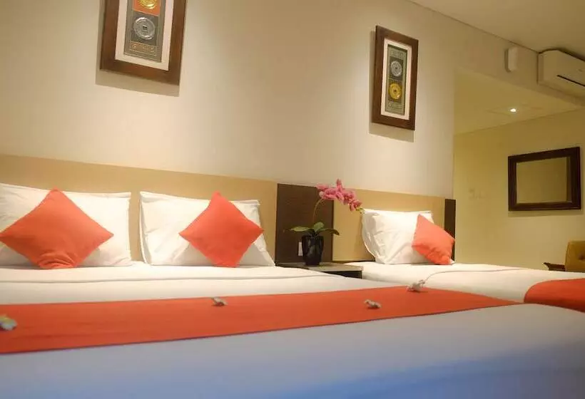 Executive Kolmen Hengen Huone, Mutiara Hotel And Convention