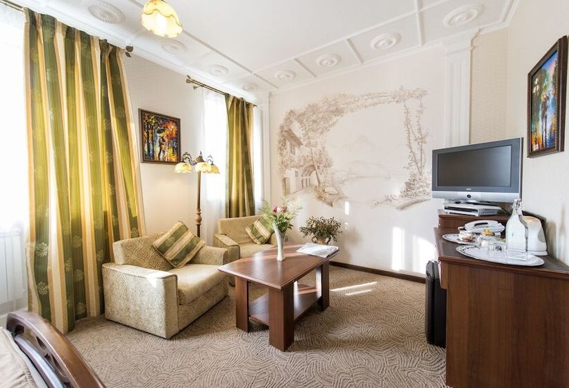 سوییت جونیور, Oselya