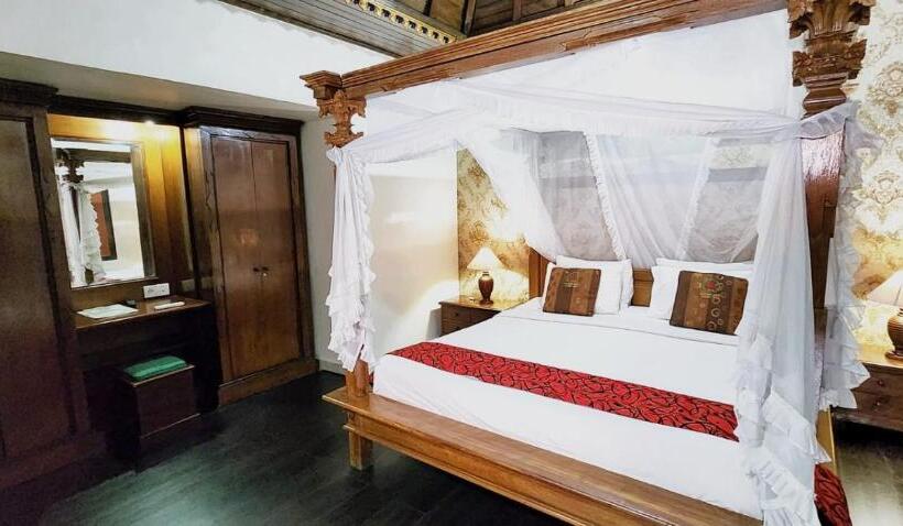 מיטת קינג בסוויטה, Stana Puri Gopa