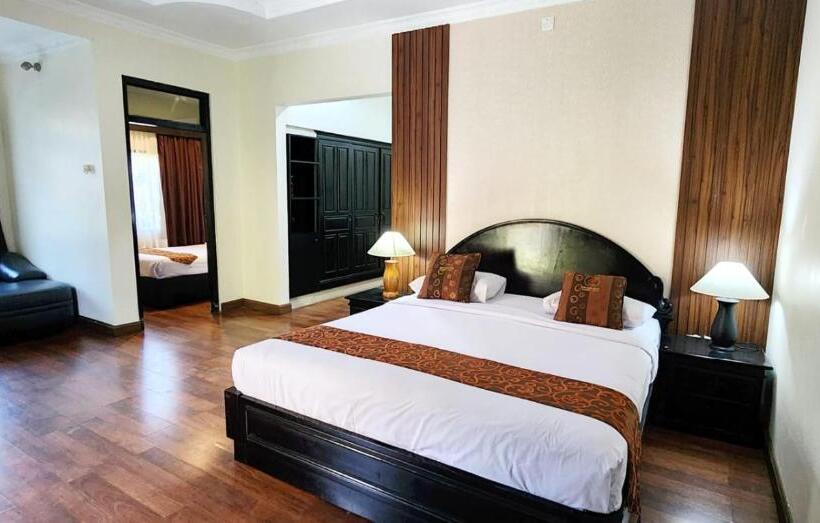 סוויטת ג'וניור משפחתית, Stana Puri Gopa