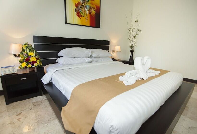 Номер Superior Нижний Этаж, Satriya Cottages