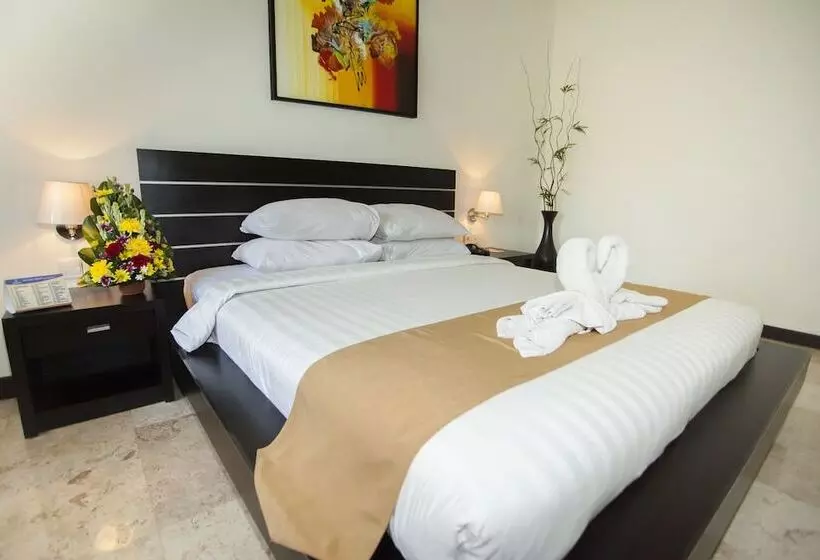 اتاق سوپریور در طبقه همکف, Satriya Cottages